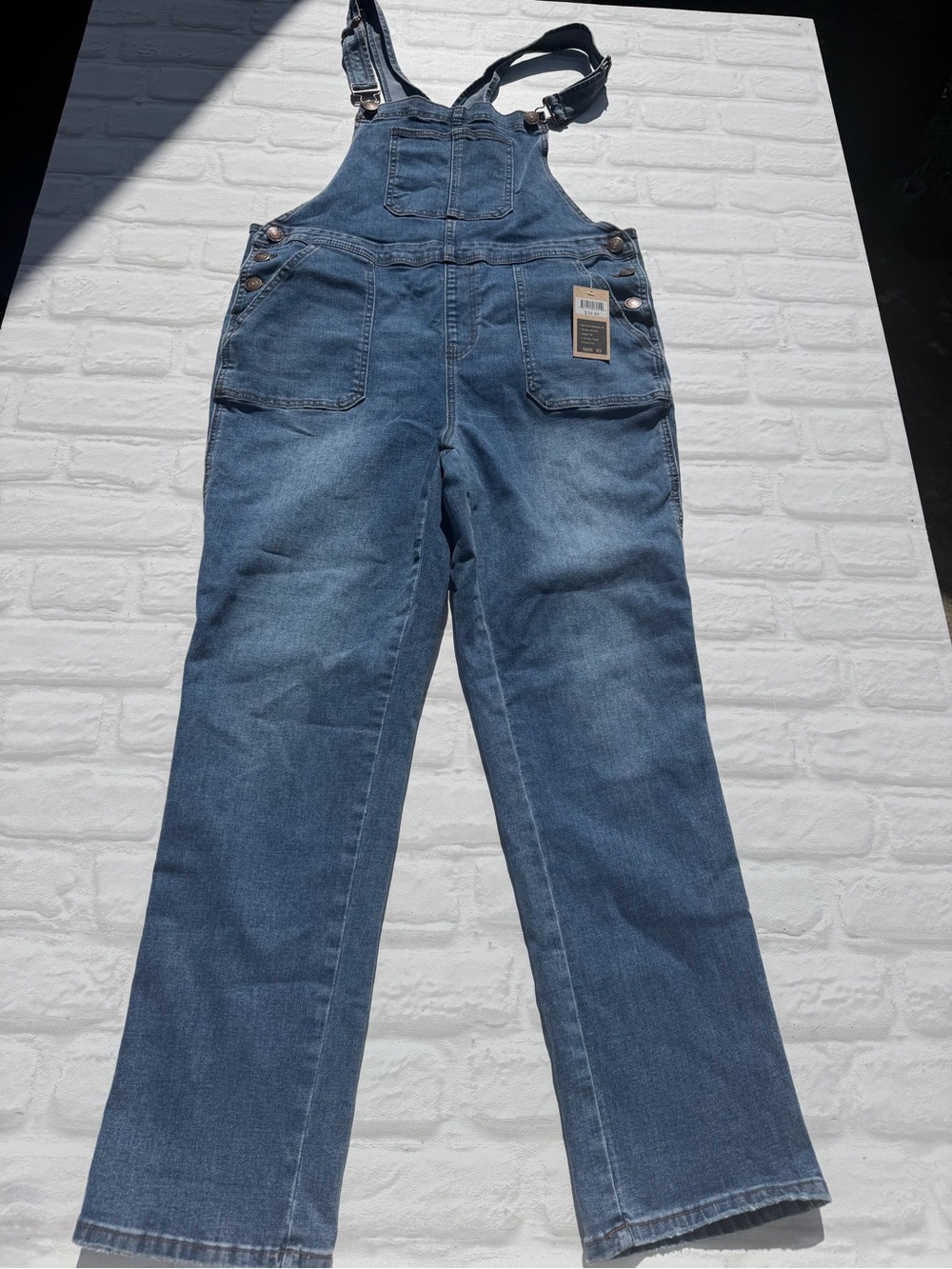 NWT Relaxed Fit Girlfriend Overall Bibs - Medium Blue Wash Size 10 - Picture 4 of 8